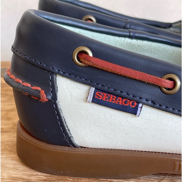 SEBAGO DOCKSIDERS Preppy Handmade Leather Navy & Creamy Blue Loafers Sz 6M NICE! - Picture 3 of 12